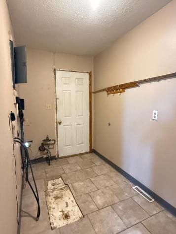622 Valley Avenue SE Valley City ND 58072