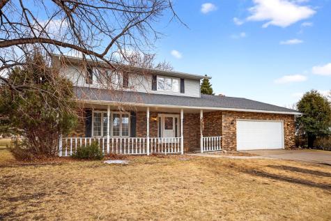 3525 Longfellow Road N Fargo ND 58102