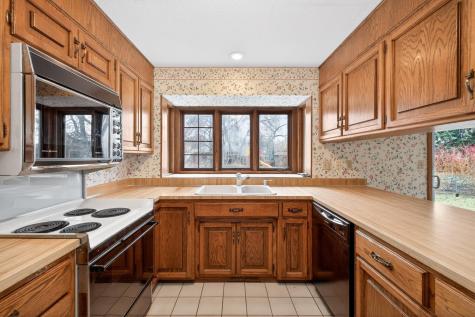 3525 Longfellow Road N Fargo ND 58102