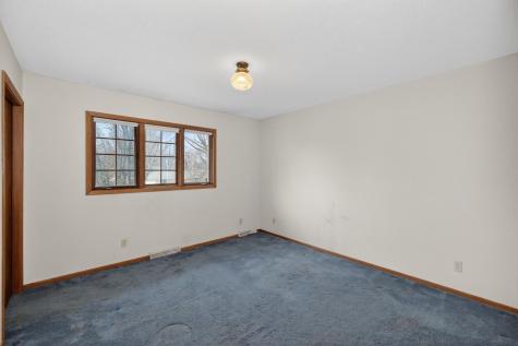 3525 Longfellow Road N Fargo ND 58102