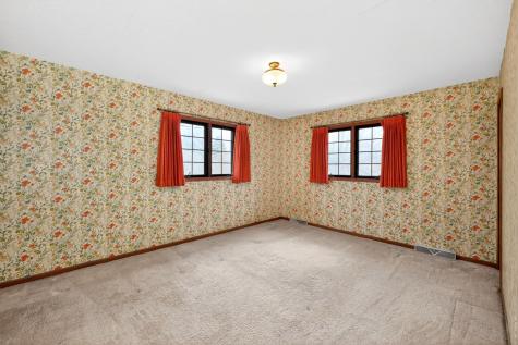 3525 Longfellow Road N Fargo ND 58102