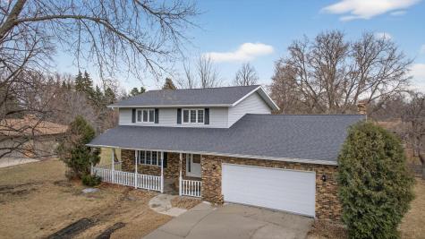 3525 Longfellow Road N Fargo ND 58102