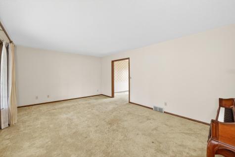 3525 Longfellow Road N Fargo ND 58102