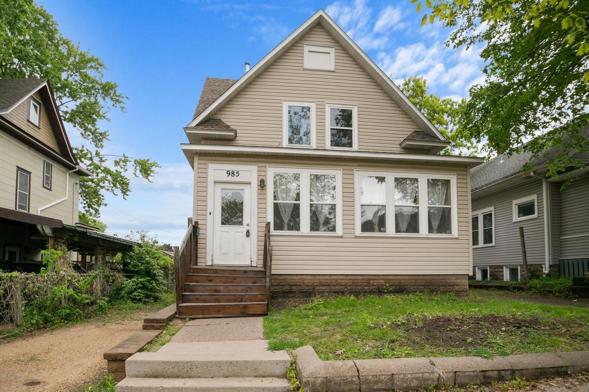 985 5th Street E Saint Paul MN 55106
