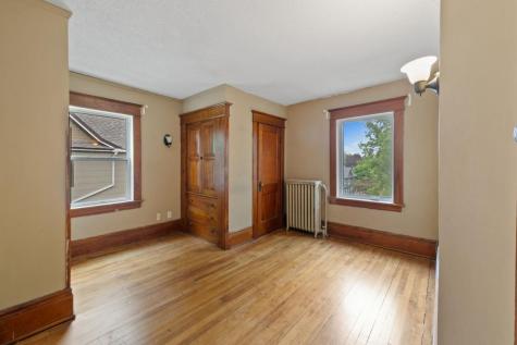 985 5th Street E Saint Paul MN 55106