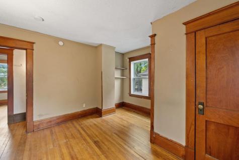 985 5th Street E Saint Paul MN 55106