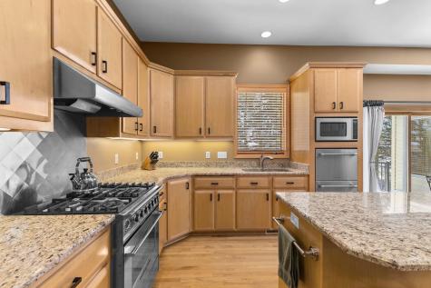 8175 Pristine Pine Trail Eden Prairie MN 55347