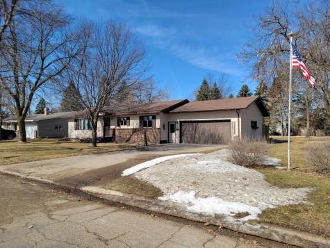 612 5th Avenue SW Perham MN 56573