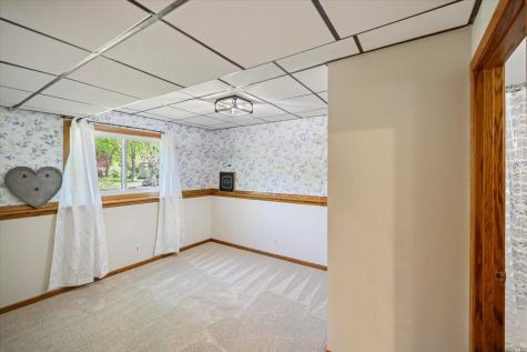 10365 Buckingham Drive Eden Prairie MN 55347
