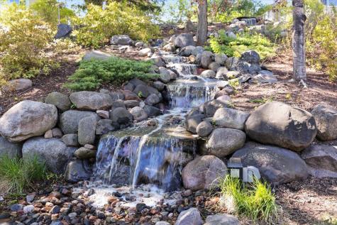 10365 Buckingham Drive Eden Prairie MN 55347