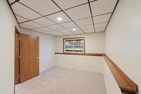10365 Buckingham Drive Eden Prairie MN 55347