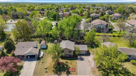 10365 Buckingham Drive Eden Prairie MN 55347