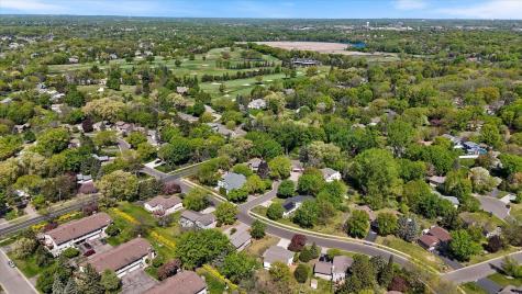 10365 Buckingham Drive Eden Prairie MN 55347