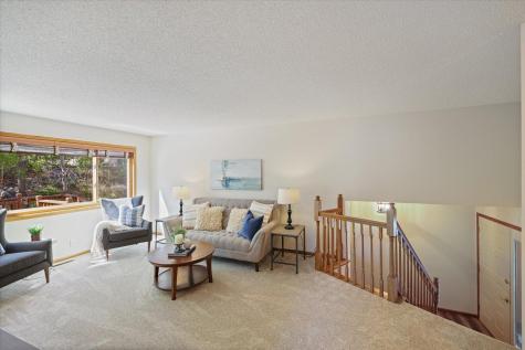 10365 Buckingham Drive Eden Prairie MN 55347