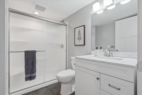 3915 Zane Avenue N Robbinsdale MN 55422