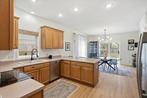 3915 Zane Avenue N Robbinsdale MN 55422