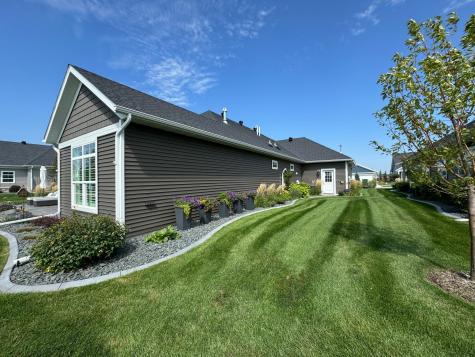 819 Rania Way W West Fargo ND 58078