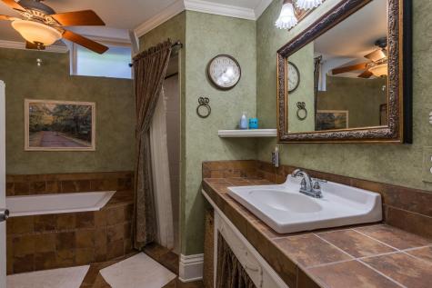 425 Lakeview Boulevard Albert Lea MN 56007