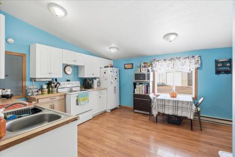 103 Us Highway 63 N Clayton WI 54004