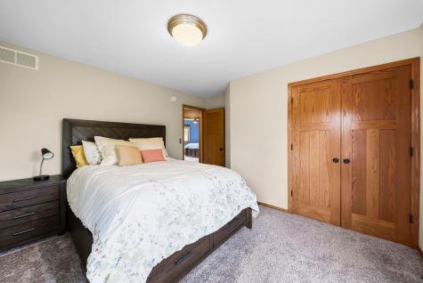 3486 Crosslough Trail Rosemount MN 55068