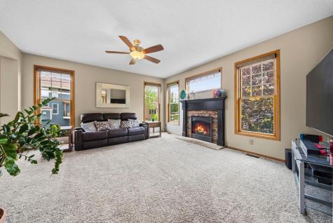 3486 Crosslough Trail Rosemount MN 55068