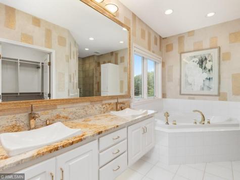 4085 Everest Lane N Plymouth MN 55446
