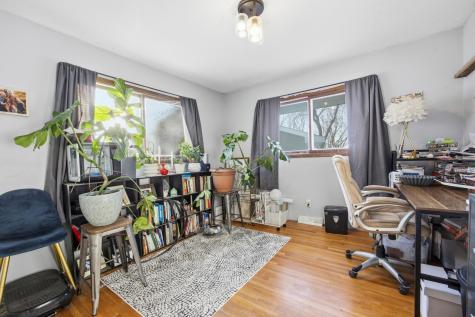 5287 40th Street N Moorhead MN 56560