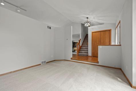 10791 Alberton Way Inver Grove Heights MN 55077