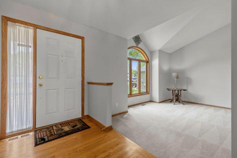 10791 Alberton Way Inver Grove Heights MN 55077