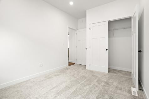 2515 38th Avenue S Moorhead MN 56560