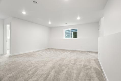 2515 38th Avenue S Moorhead MN 56560