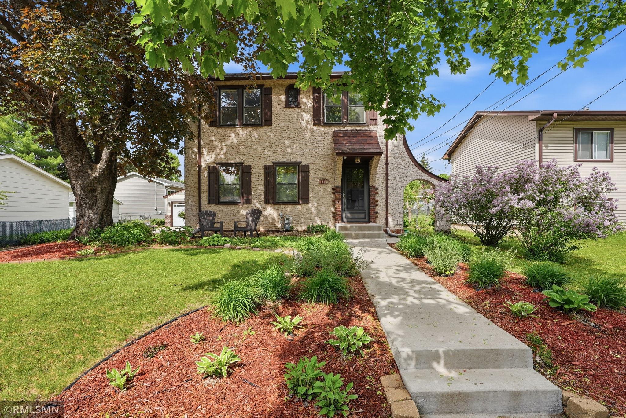 1665 Victoria Street N Saint Paul MN 55117