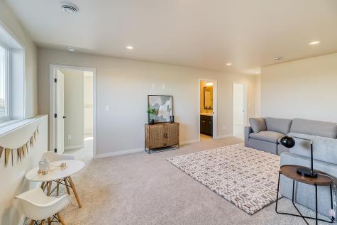 6722 Selkirk Drive S Fargo ND 58104
