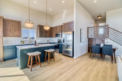 6722 Selkirk Drive S Fargo ND 58104