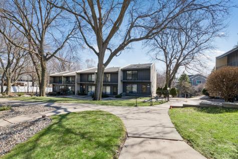 11432 Minnetonka Mills Road Minnetonka MN 55305