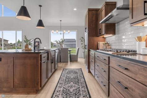 951 50th Avenue W West Fargo ND 58078