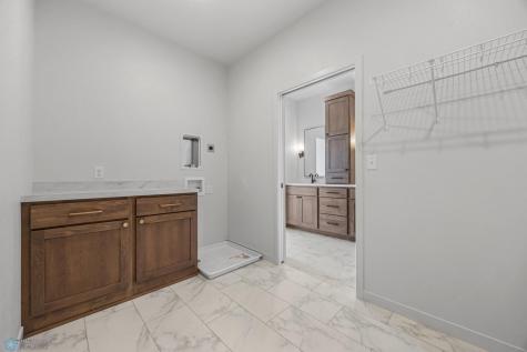 951 50th Avenue W West Fargo ND 58078