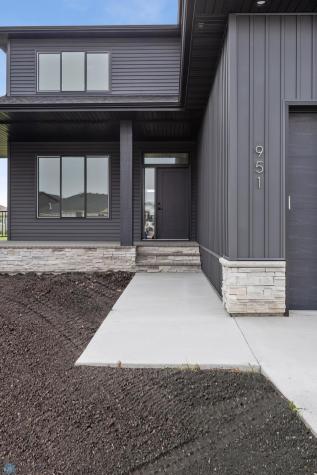 951 50th Avenue W West Fargo ND 58078