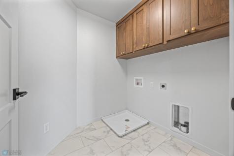 951 50th Avenue W West Fargo ND 58078