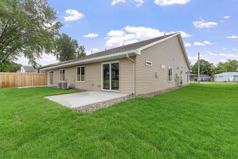 2317 17th Avenue E North Saint Paul MN 55109