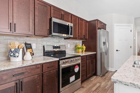 2317 17th Avenue E North Saint Paul MN 55109