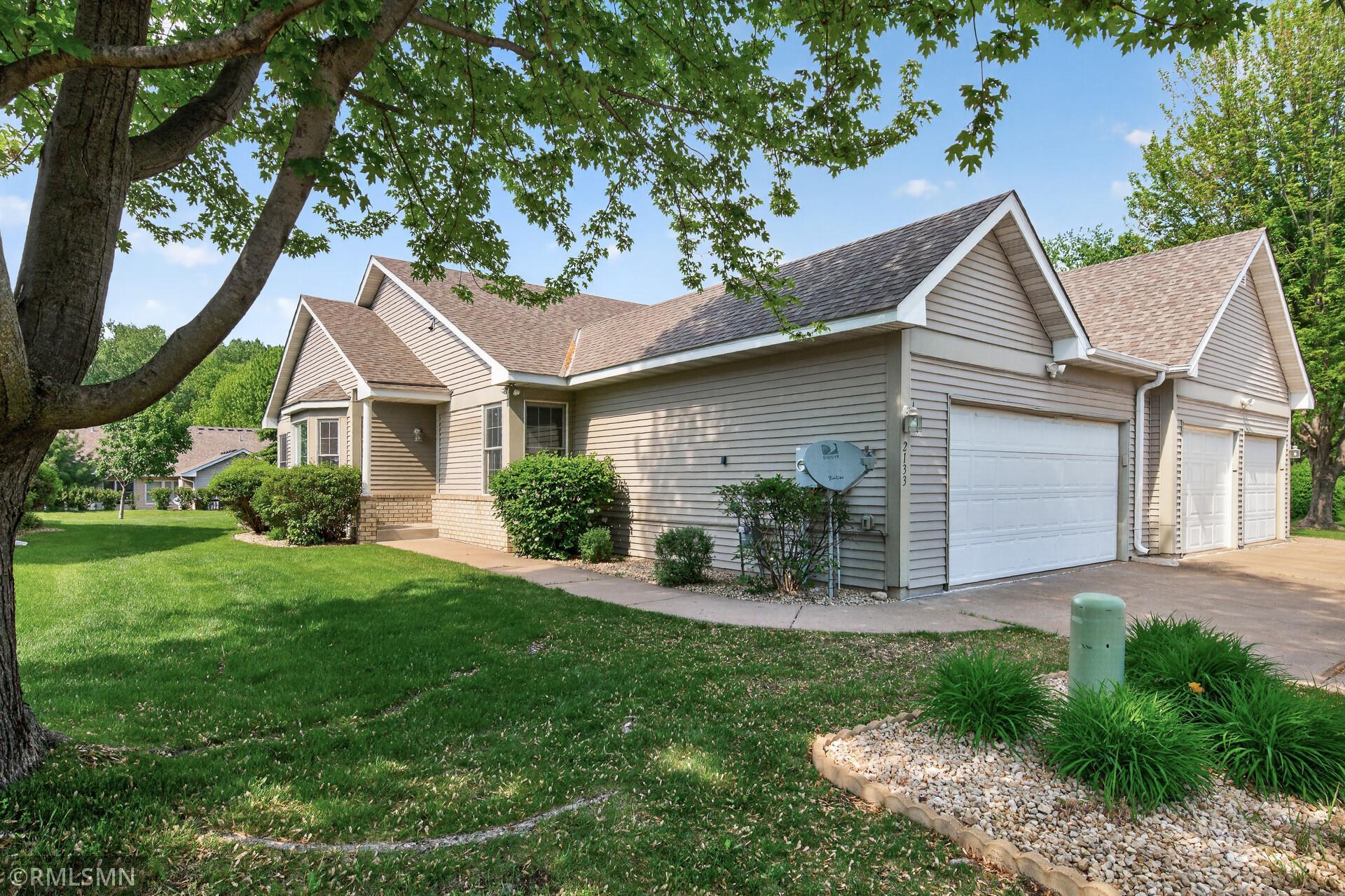 2133 Southwind Road Maplewood MN 55109