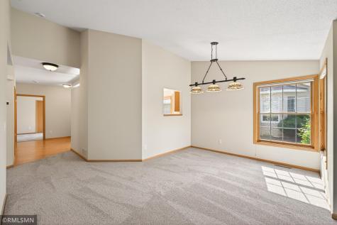 2133 Southwind Road Maplewood MN 55109
