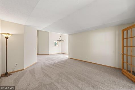 2133 Southwind Road Maplewood MN 55109