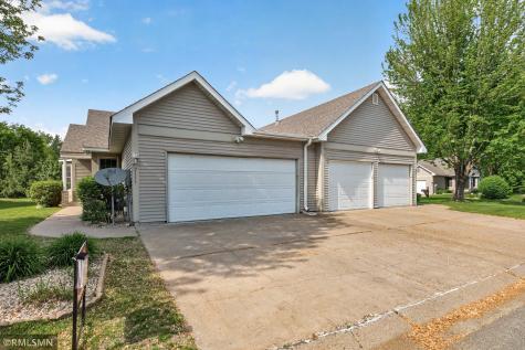 2133 Southwind Road Maplewood MN 55109