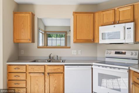 2133 Southwind Road Maplewood MN 55109