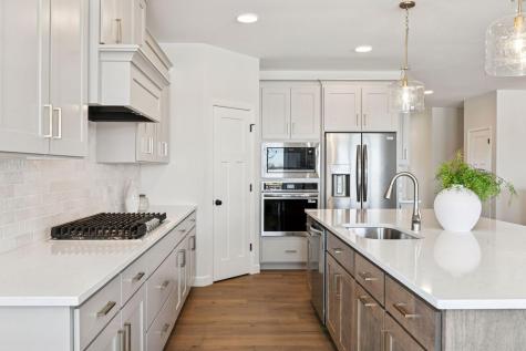 18649 Icebox Lane Lakeville MN 55044