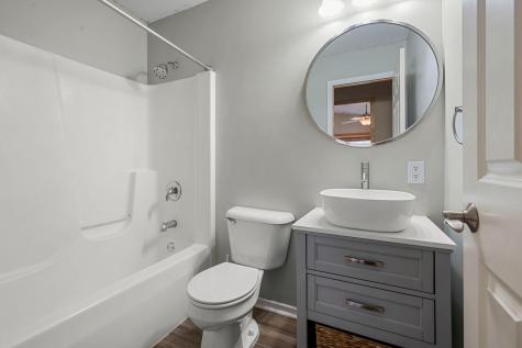 2923 Hemingway Drive Chaska MN 55318