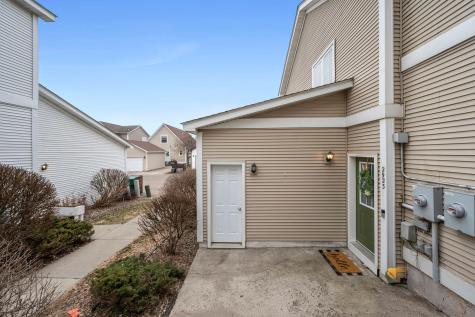 2923 Hemingway Drive Chaska MN 55318
