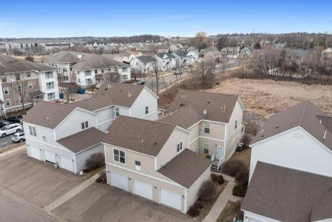 2923 Hemingway Drive Chaska MN 55318